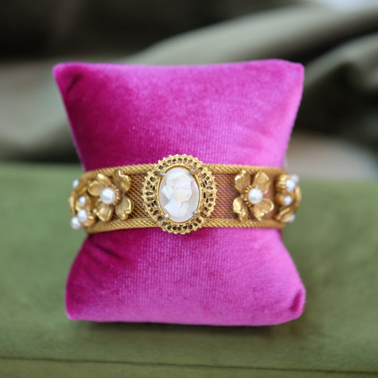 Florenza Cameo Revival Mesh Bracelet