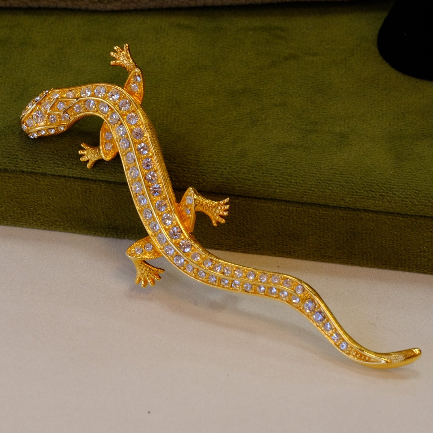 Vintage Lizard brooch 1980s