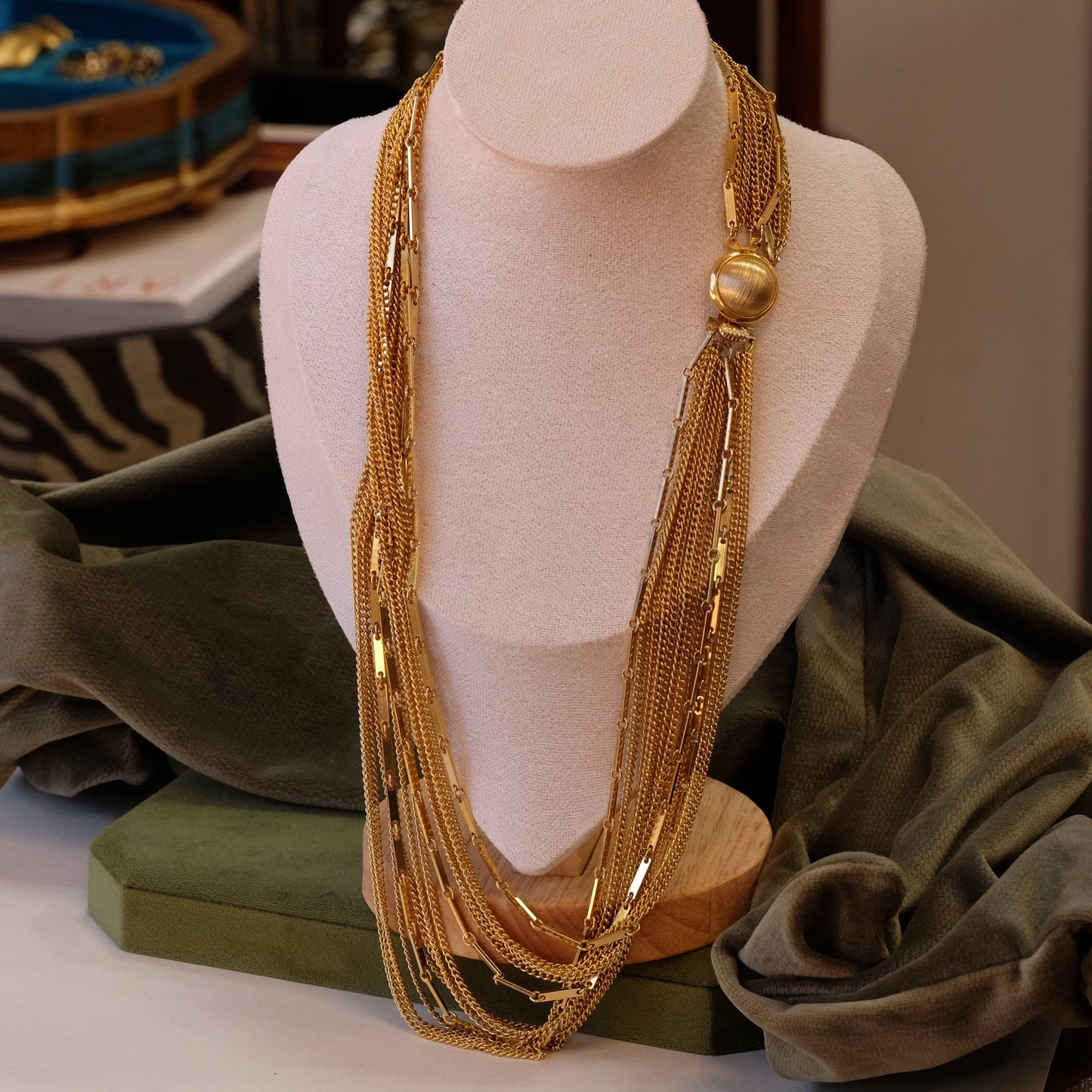 Vintage Multi row Chain necklace 1970s