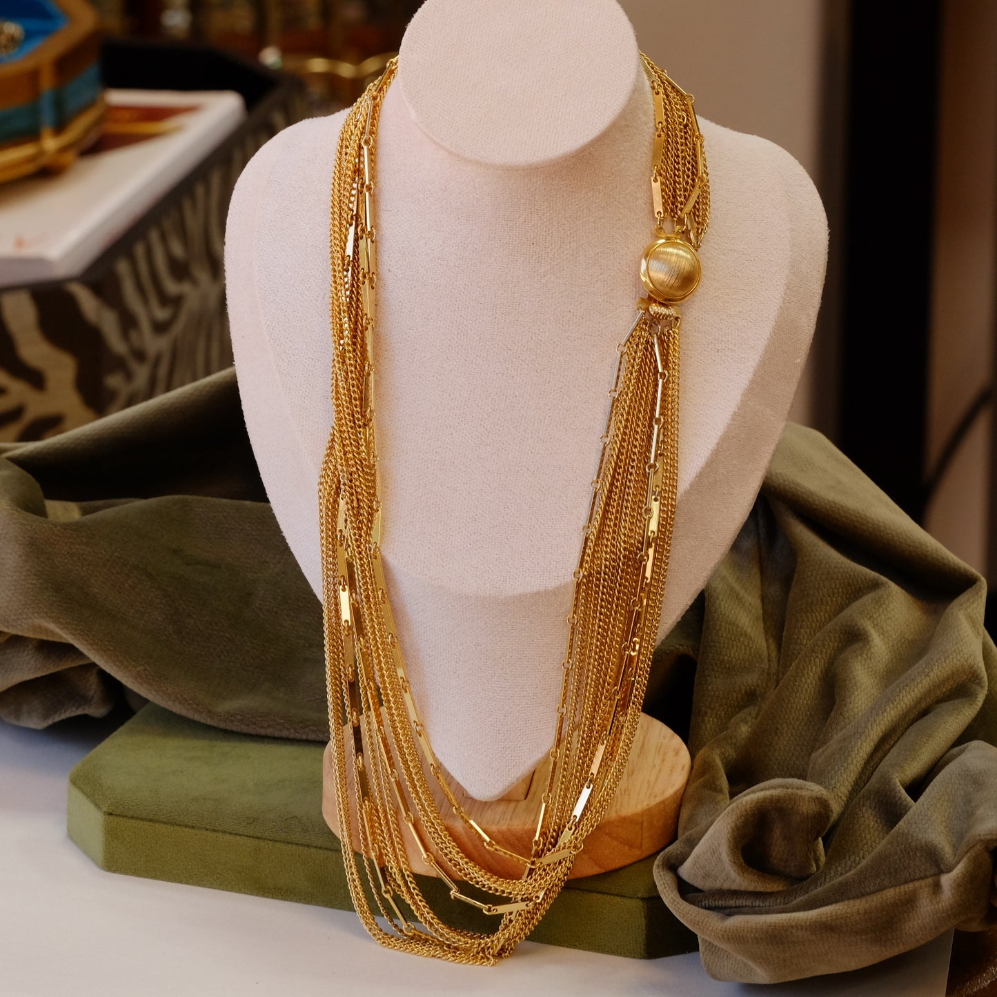 Vintage Multi row Chain necklace 1970s