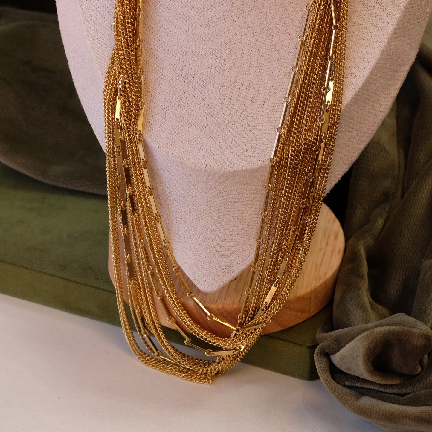 Vintage Multi row Chain necklace 1970s