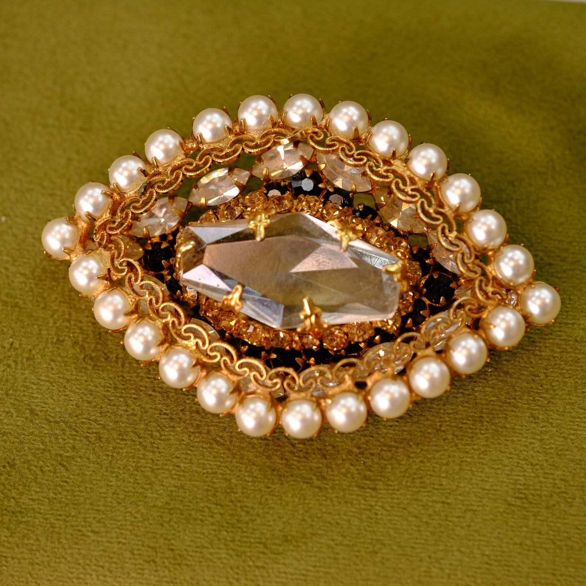 Large Schreiner Crystal Brooch 1960s