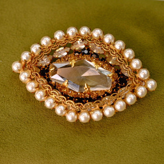 Large Schreiner Crystal Brooch 1960s