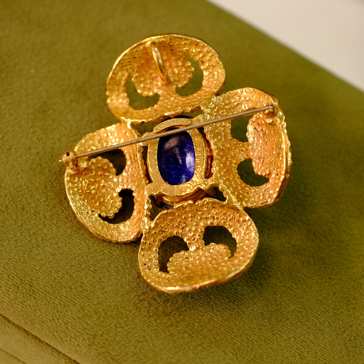 Vintage Richelieu Brooch by Bill Smith Book Piece