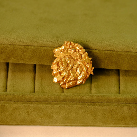Vintage Leo Zodiac Pin Richelieu