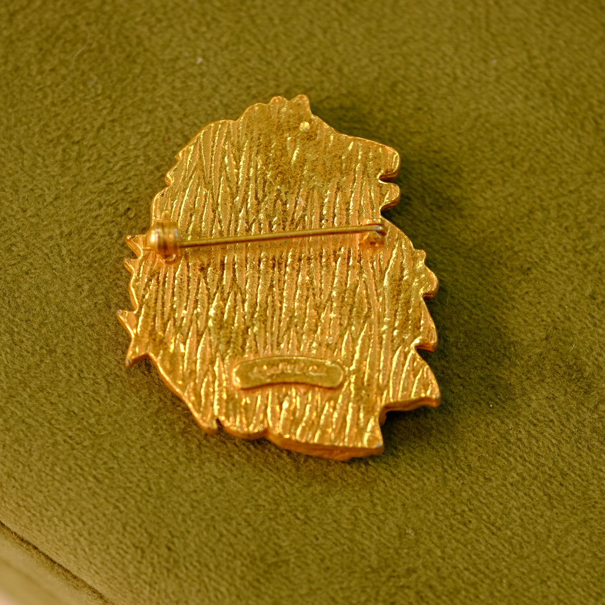 Vintage Leo Zodiac Pin Richelieu