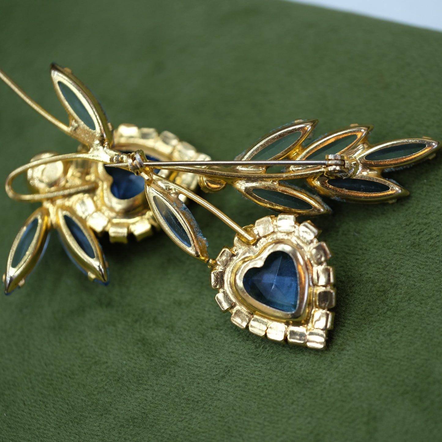 Delizza&Elster Blue Brooch 1960s