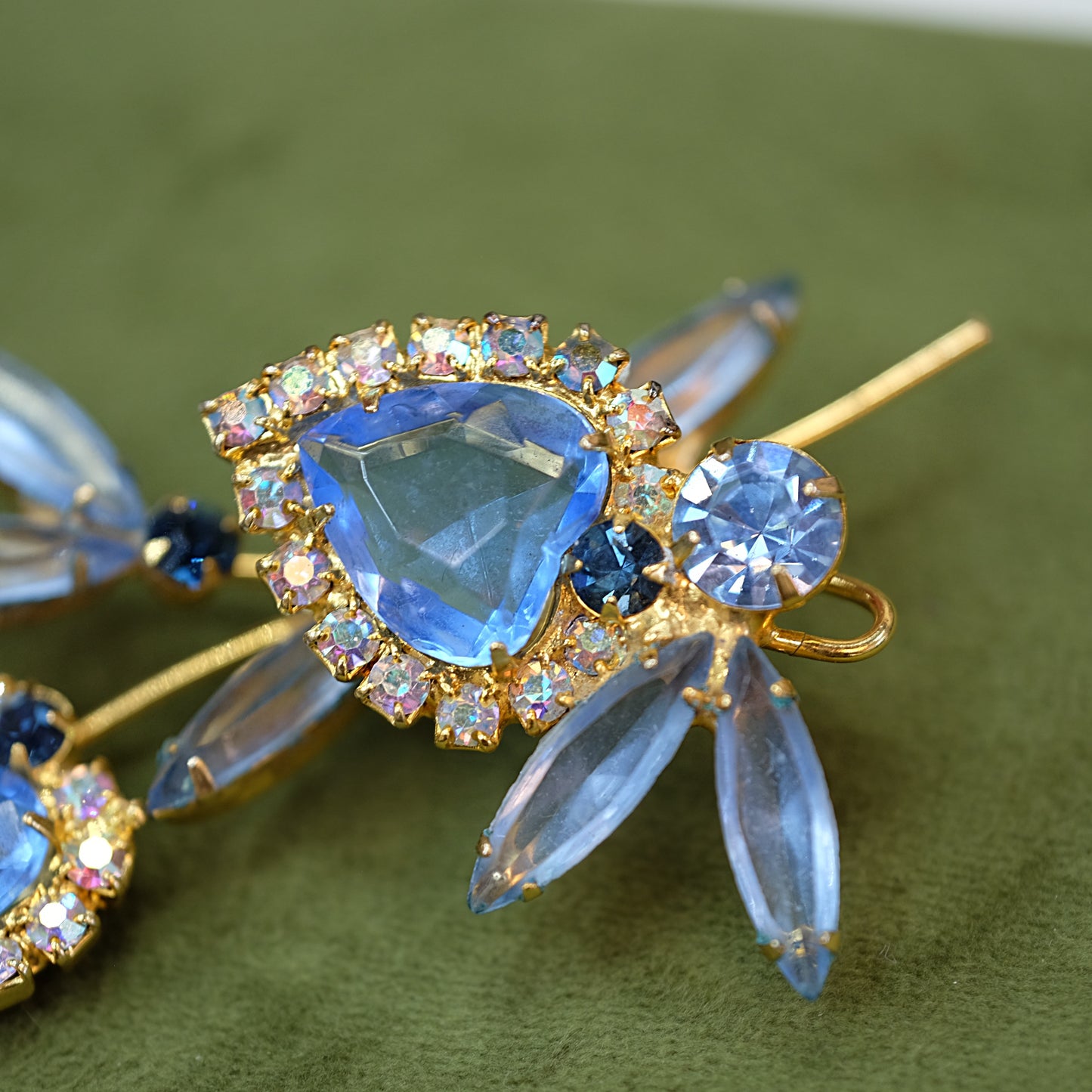 Delizza&Elster Blue Brooch 1960s
