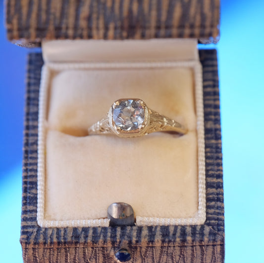 Art Deco 18K Gold with Aquamarine Filigree Ring