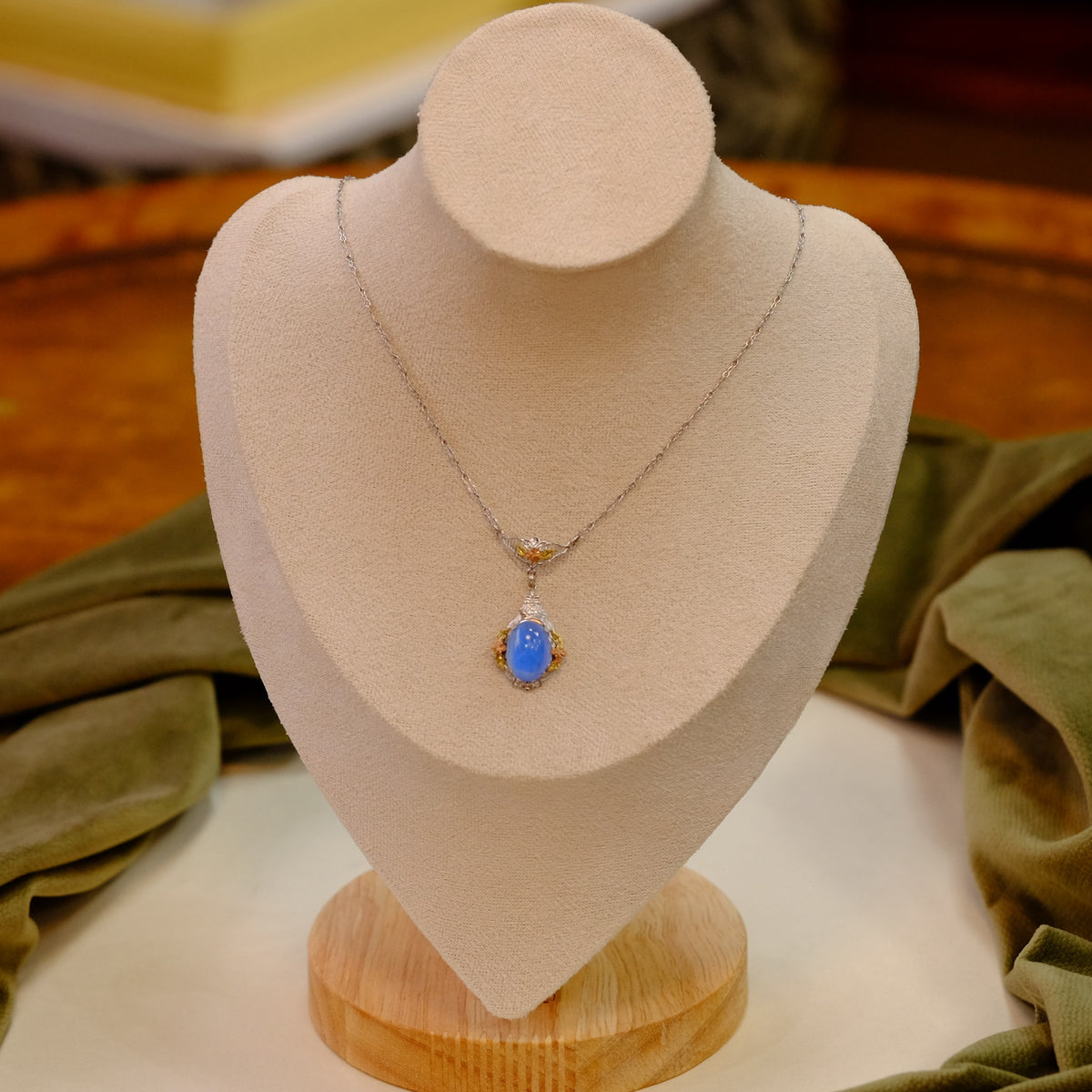 Art Deco Faux Sapphire Necklace 1930s