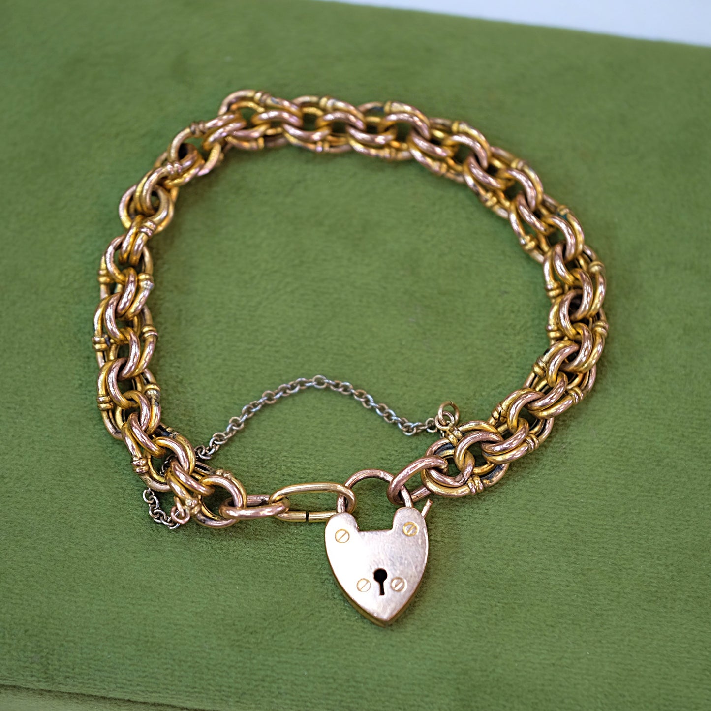 Chain Bracelet with Heart Lock Rolled Gold