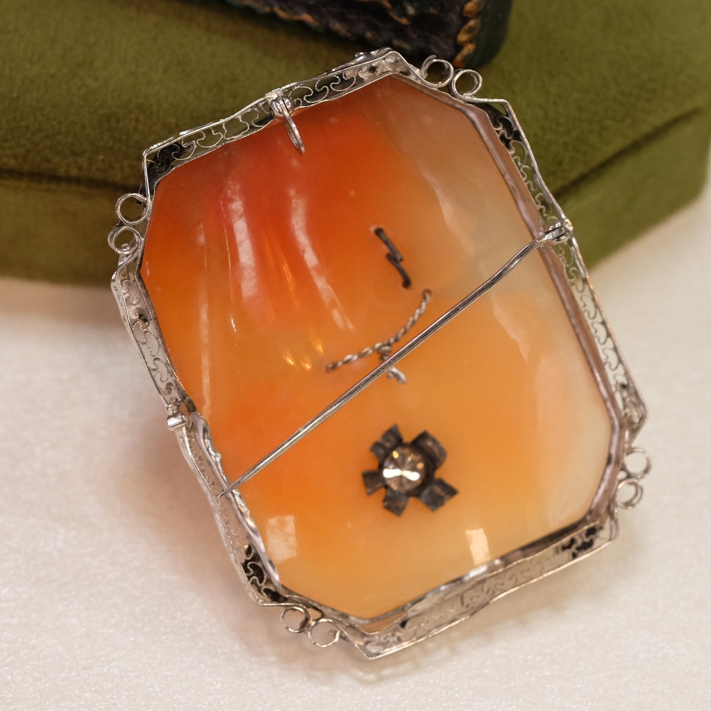 14k Gold Diamond Cameo Brooch/Pendant