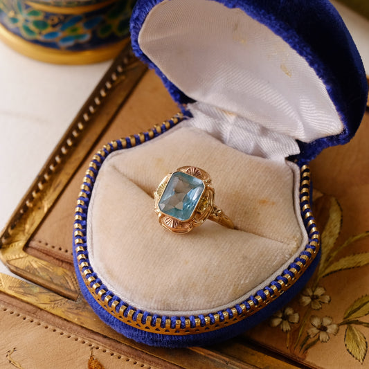 10K Gold Spinel Ring