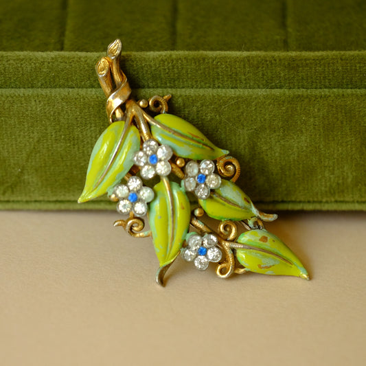 Vintage Trifari by Alfred Phillipe Green Enamel Flower Dress Clip 1940s