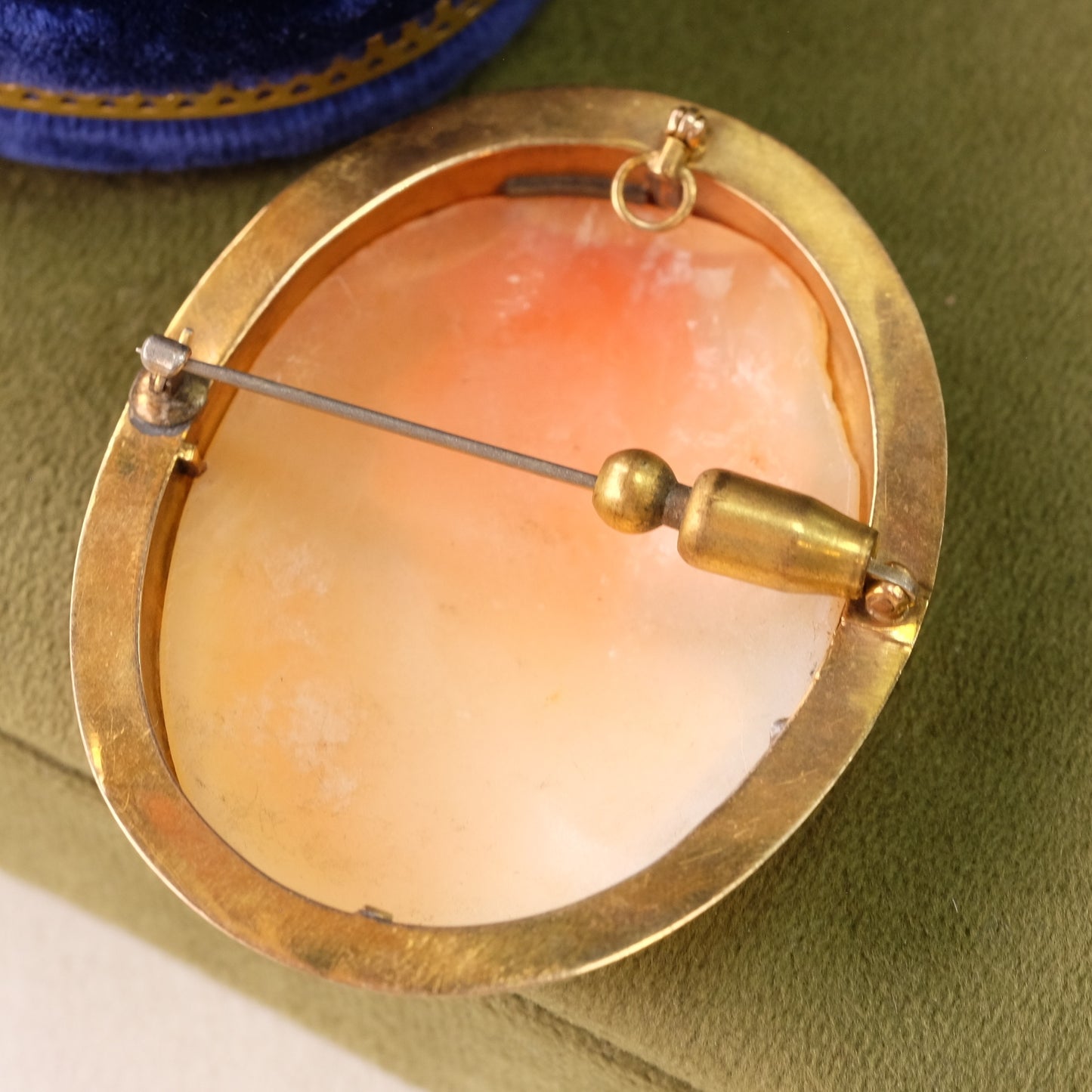 Antique 12K Gold Cameo Brooch
