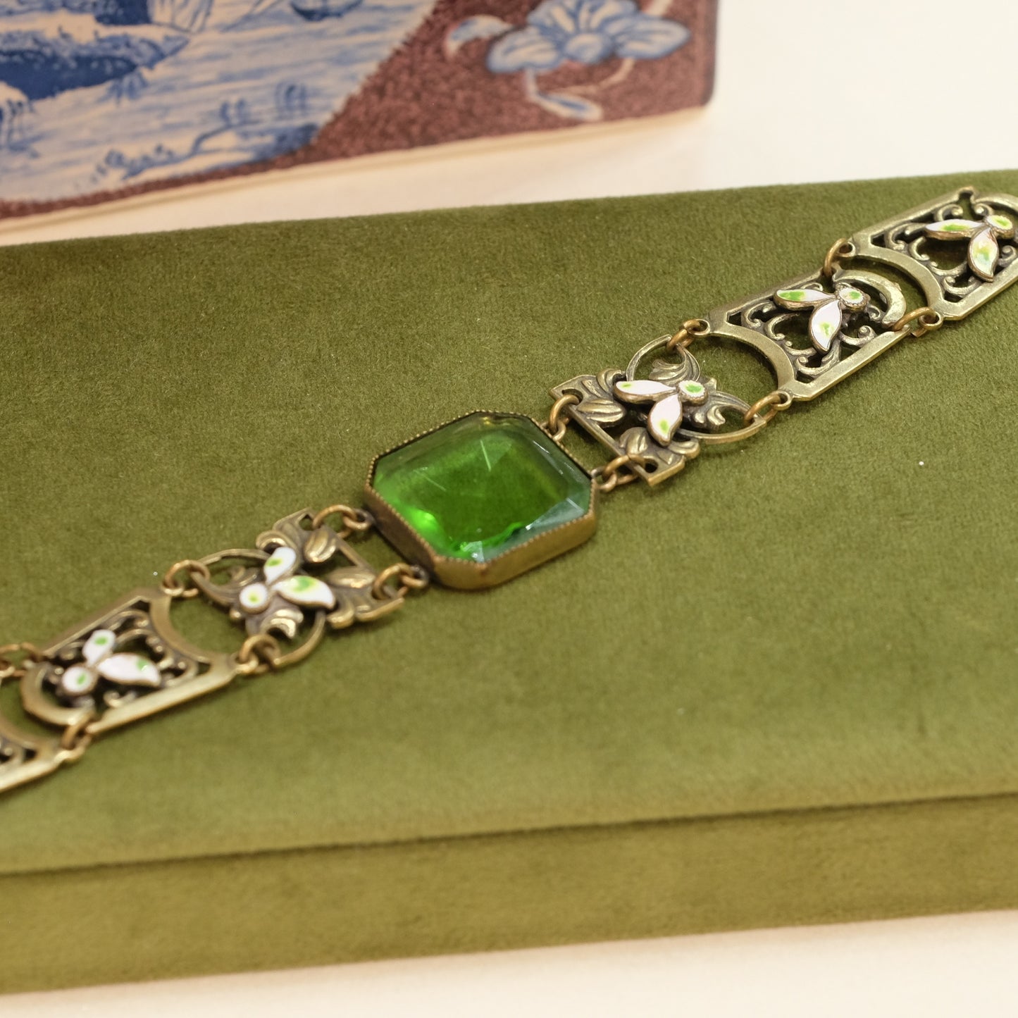 Art Nouveau Czech Bracelet with Green Glass