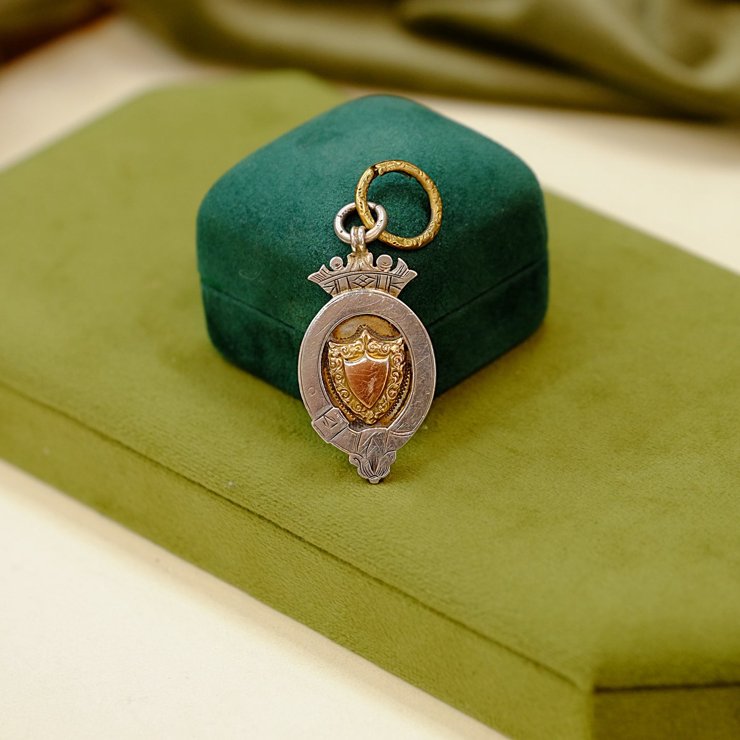 Shield Pendant English Metal 1914