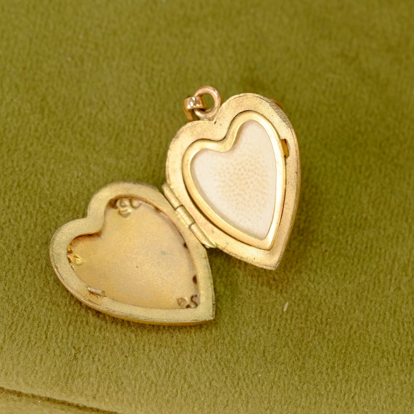 10K Gold Filled Heart Locket "Mary Ruth"