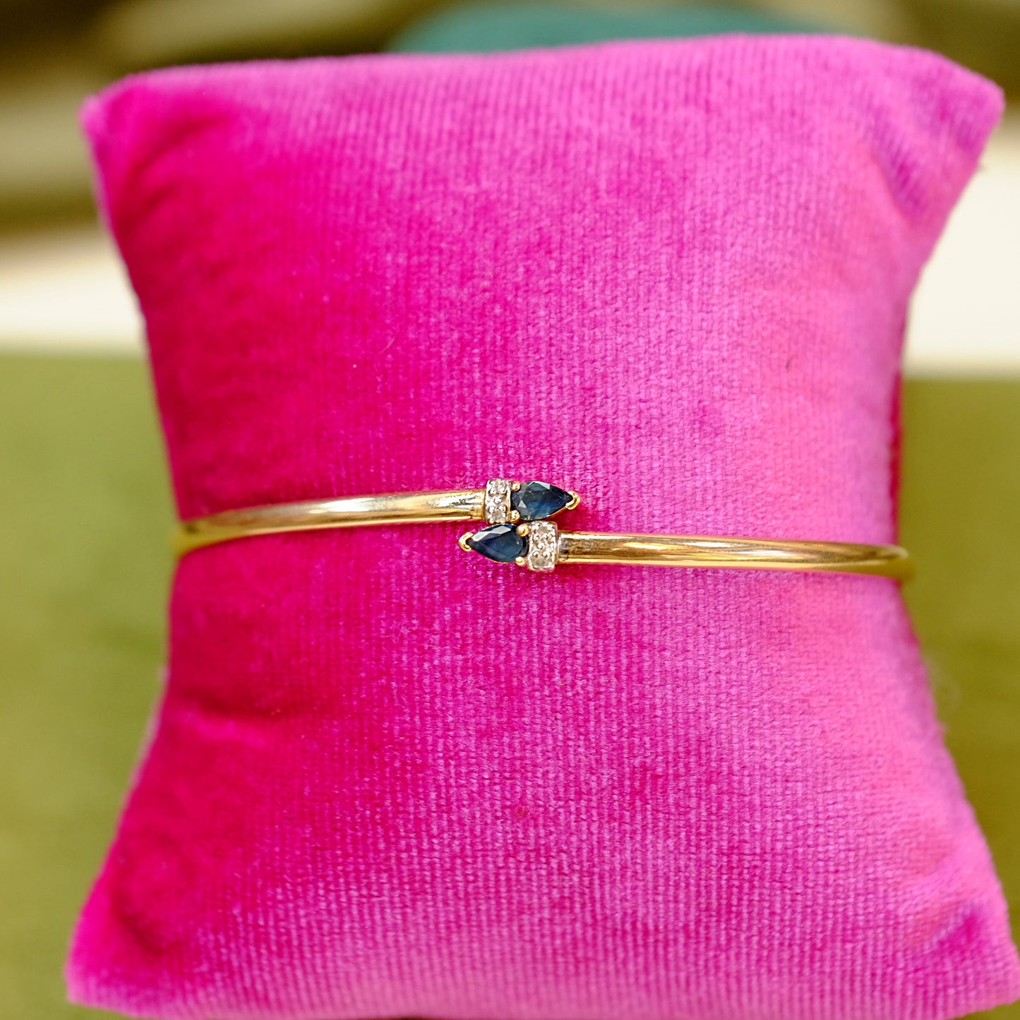 10k Spinel & Diamond Cuff