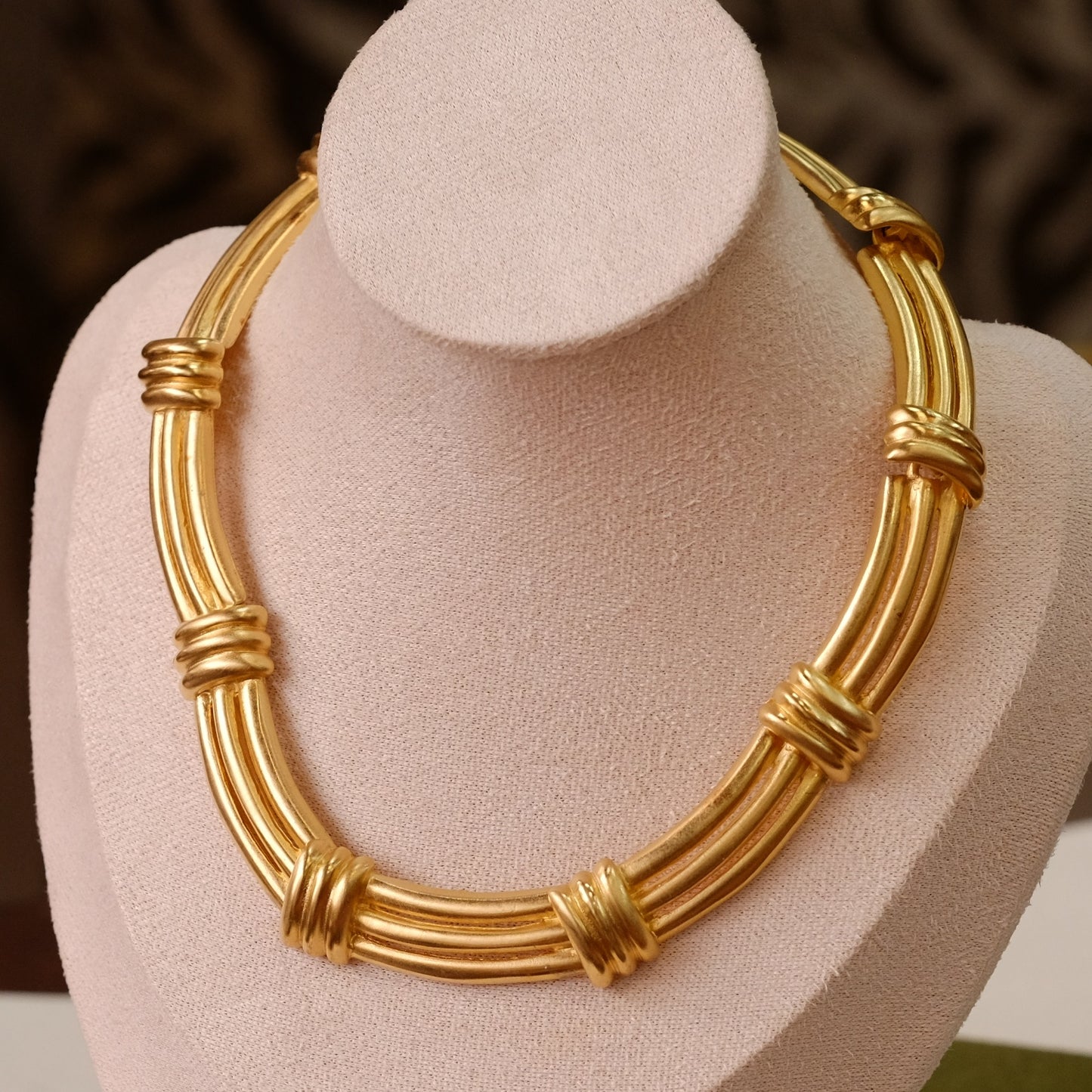 Vintage Gold Tone Collar Necklace 1990s
