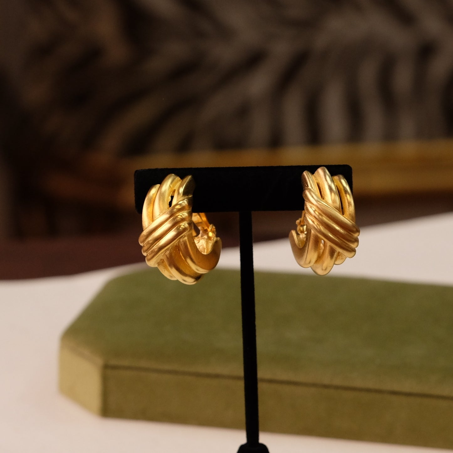 Vintage Gold Tone Clip On Earrings 1990s