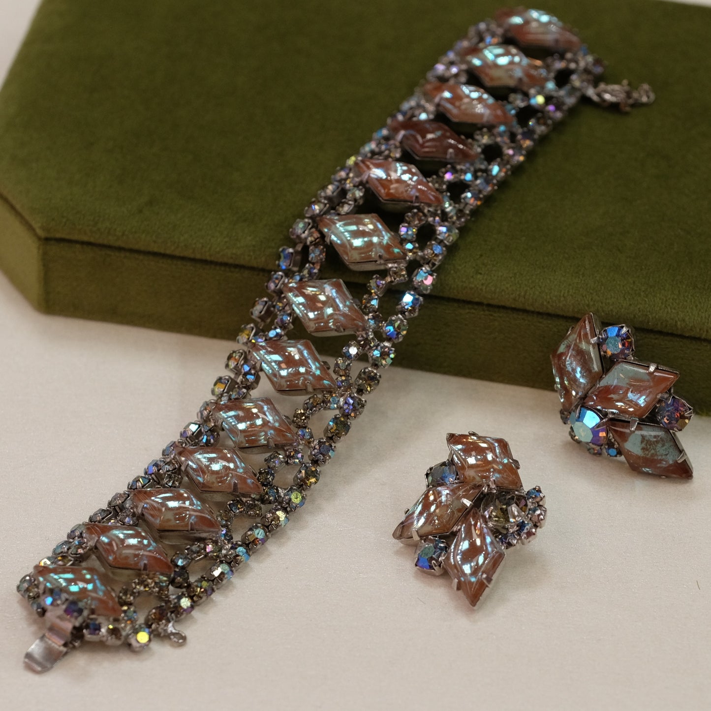 Vintage Sapphiret Glass Bracelet and Earrings Set 1950s