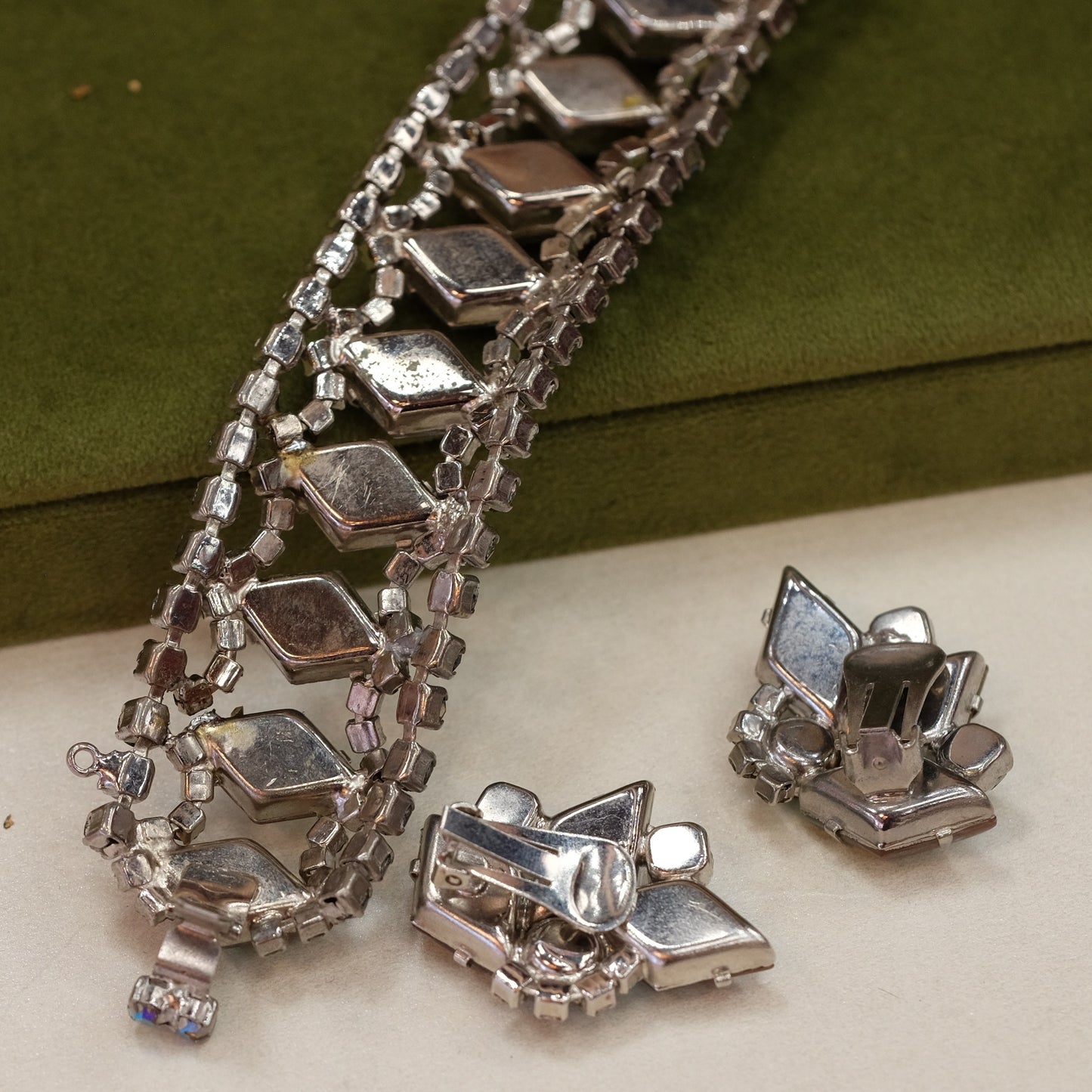 Vintage Sapphiret Glass Bracelet and Earrings Set 1950s