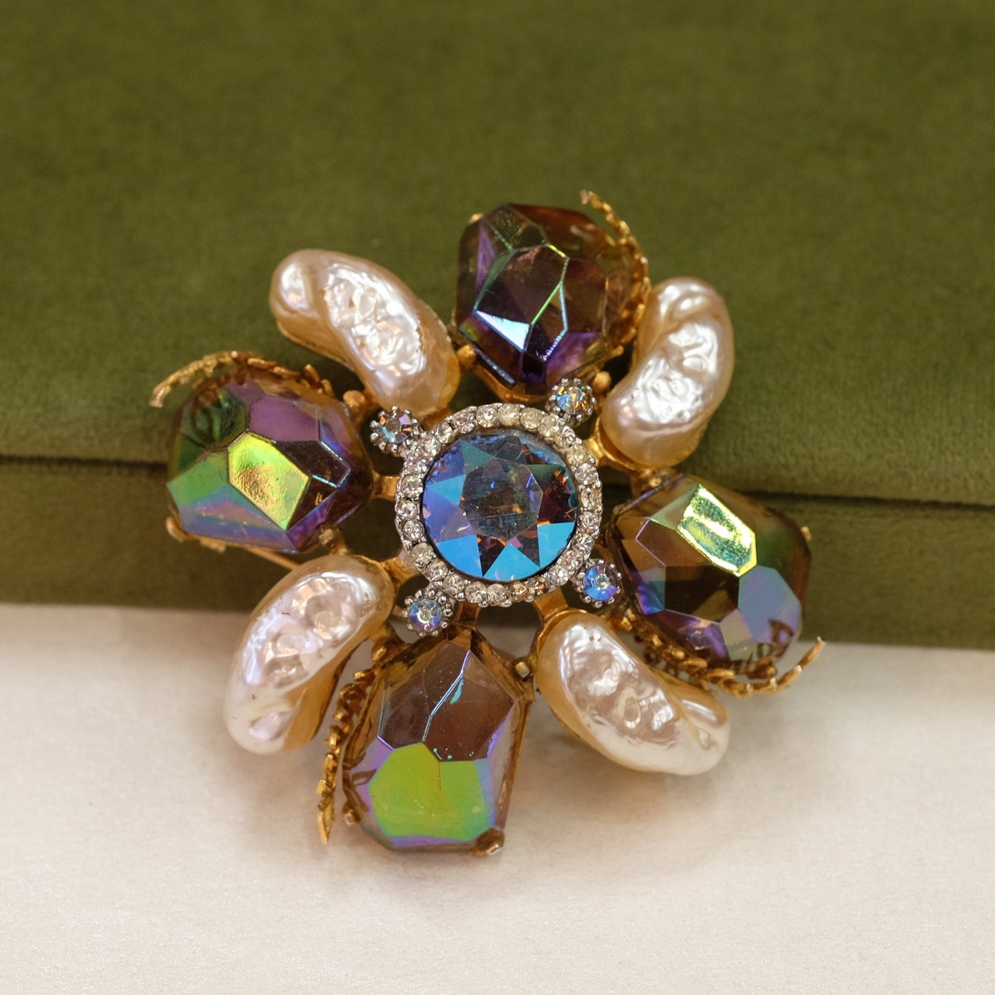 Vintage HAR Aurora Borealis Brooch 1950s