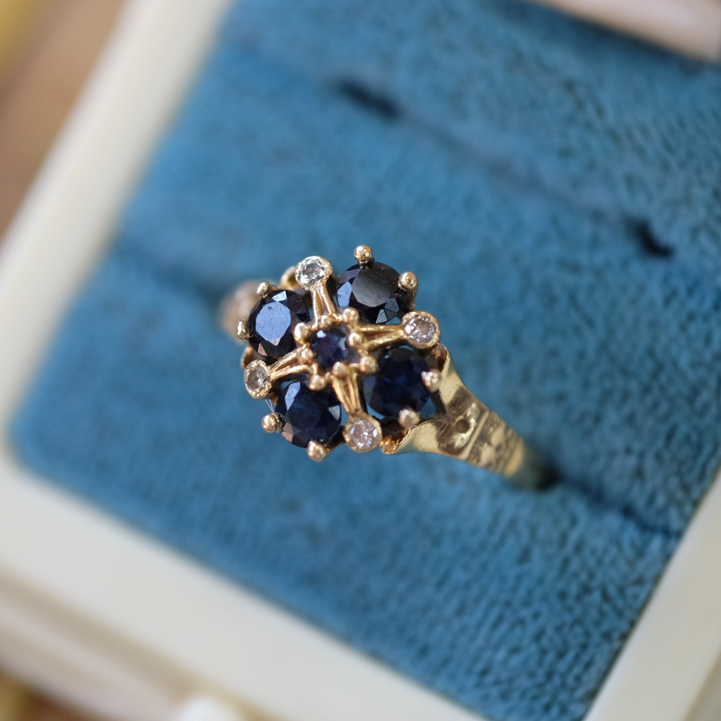 14K Gold Sapphire Diamond Cluster Ring
