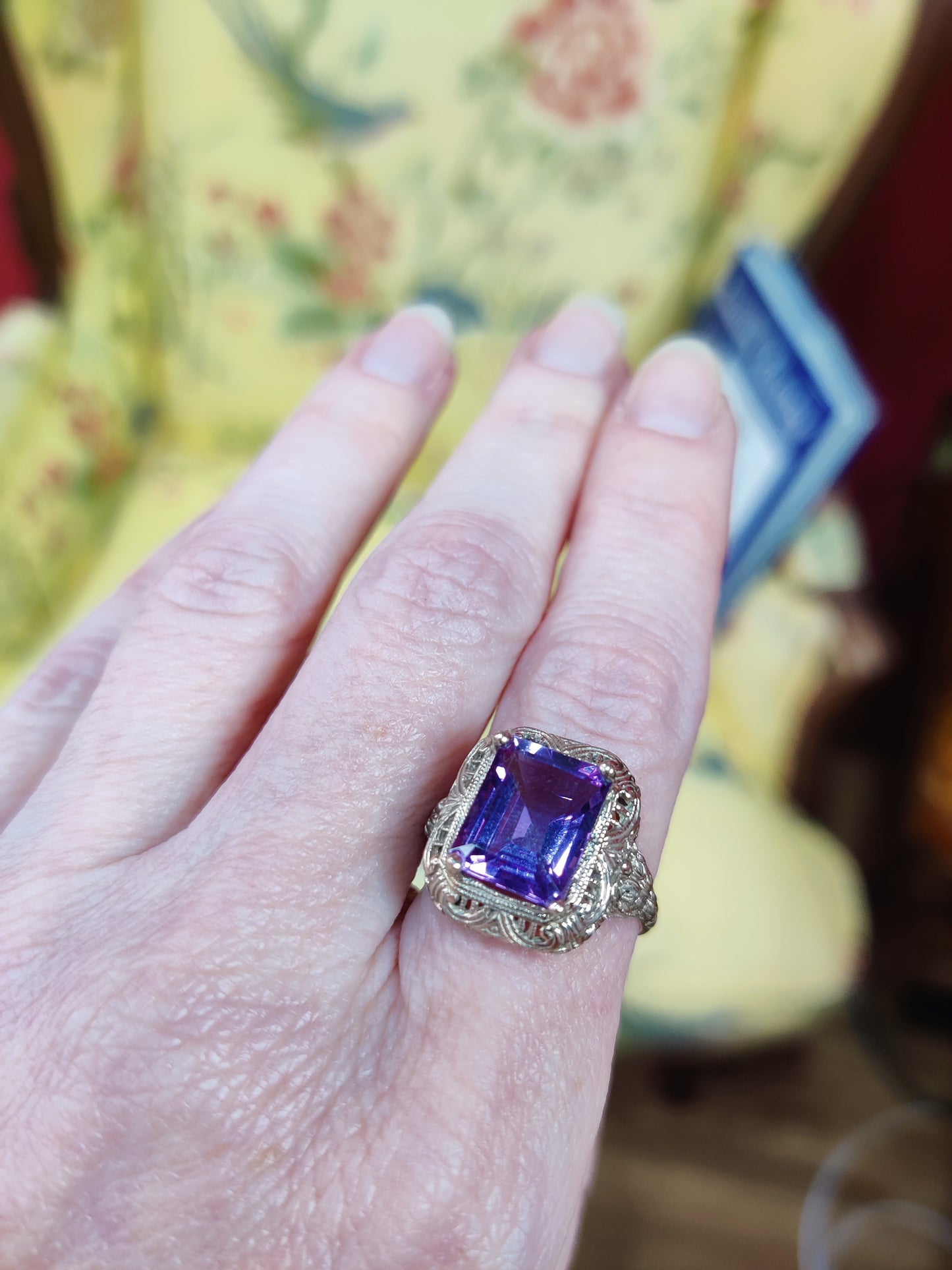 14k White Gold Amethyst Filigree Ring